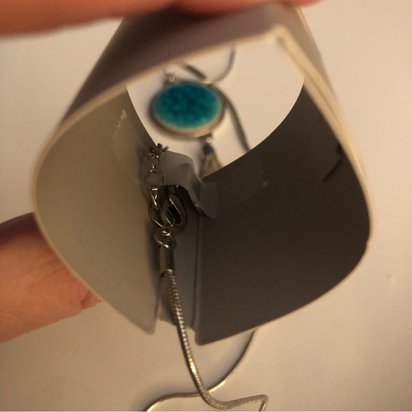 3/$20 Laura Silver and Turquoise Long Necklace NWT - Picture 9 of 13